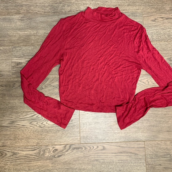 love culture crop top - Picture 4 of 8